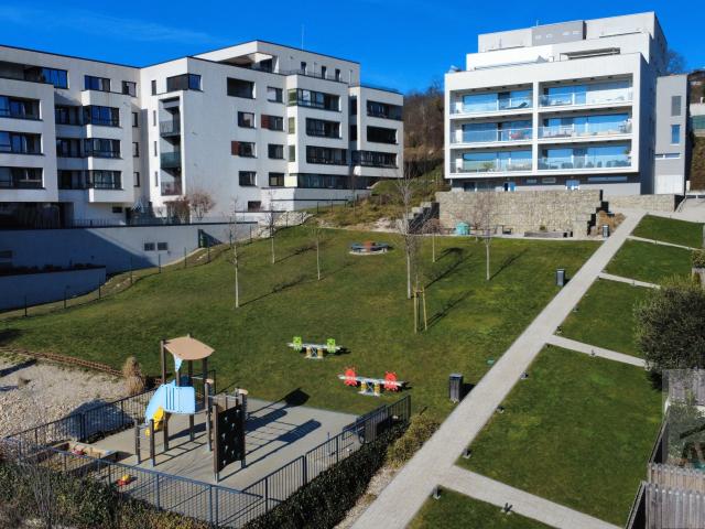 Prémiový byt na Kolibe: 247 m² celkovej plochy s terasou a jacuzzi v uzavretom rezidenčnom areáli