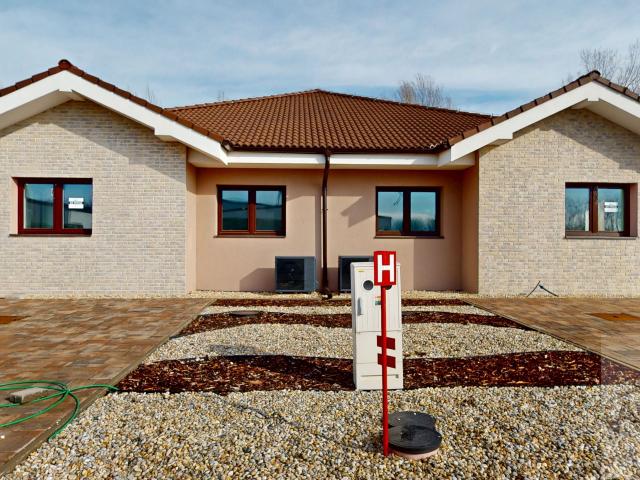 POSLEDNÝ - 4 izbový rodinný dom v tichej lokalite, vyhrievaná terasa, povala, parkovanie, dokončenie na kľúč