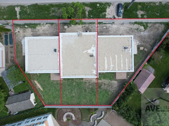 DOKONČUJEME  - 4 izbové domy na kľúč v obľúbenej lokalite Miloslavov