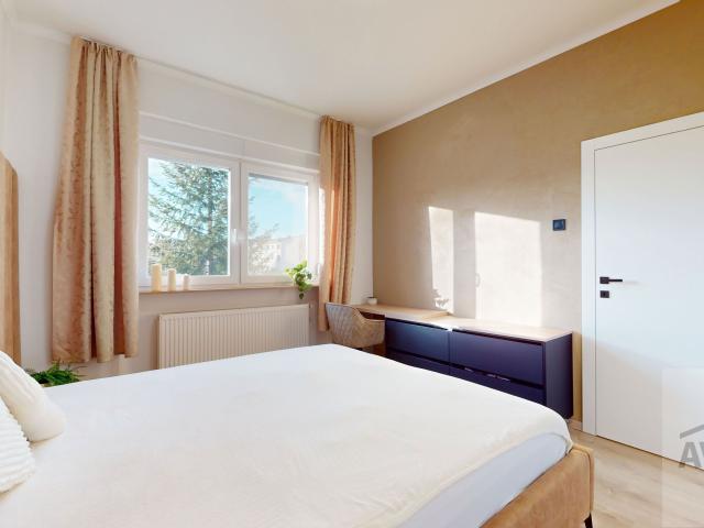 NOVÁ PONUKA | Unikátny 3-izbový byt s vlastnou záhradou v srdci Galanty