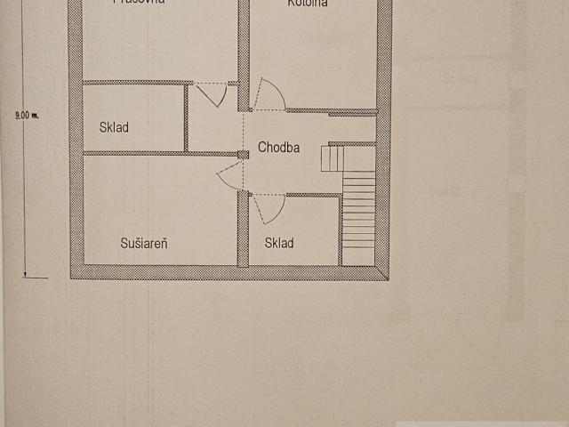 NOVÁ CENA - atraktívný 5 izbový rodinný dom v blízkosti centra s garážou a veľkým pozemkom