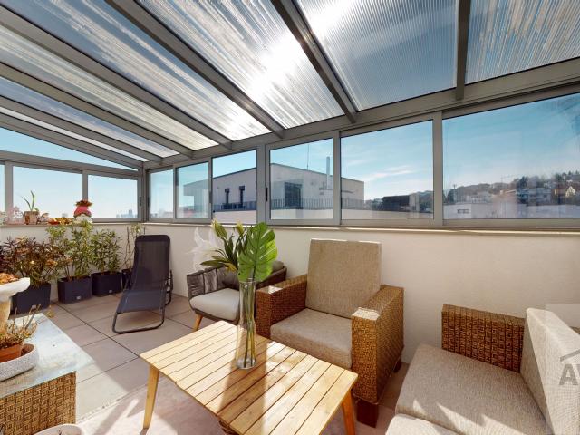 Prémiový byt na Kolibe: 247 m² celkovej plochy s terasou a jacuzzi v uzavretom rezidenčnom areáli