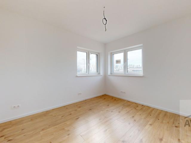 POSLEDNÝ - 4 izbový rodinný dom v tichej lokalite, vyhrievaná terasa, povala, parkovanie, dokončenie na kľúč