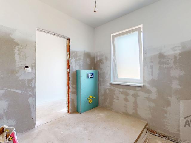 DOKONČUJEME  - 4 izbové domy na kľúč v obľúbenej lokalite Miloslavov