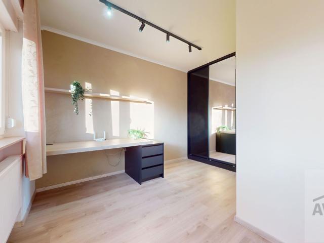 Výnimočný 3-izbový byt s vlastnou záhradou 150 m² a garážou – Vodárenská, Galanta