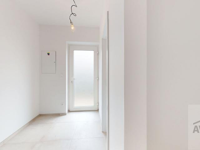 POSLEDNÝ - 4 izbový rodinný dom v tichej lokalite, vyhrievaná terasa, povala, parkovanie, dokončenie na kľúč