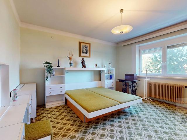 Atraktívny 5-izbový rodinný dom s garážou, terasami a pozemkom 806 m² - Kodályová ulica, Dunajská Streda