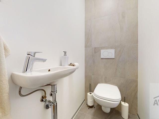 Moderný trojizbový byt s množstvom úložného priestoru - novostavba, loggia, dve pivnice