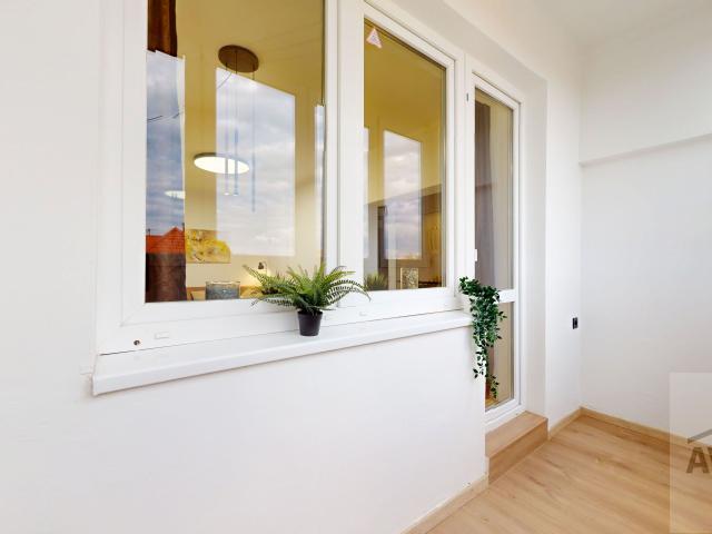 NOVÁ PONUKA | Unikátny 3-izbový byt s vlastnou záhradou v srdci Galanty