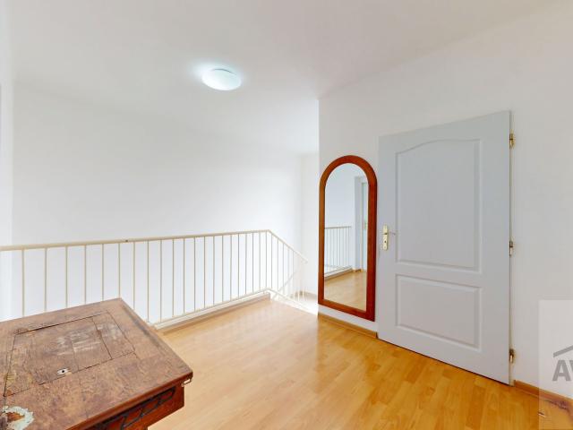 SKVELÁ PRÍLEŽITOSŤ - 6 izbový rodinný dom s garážou