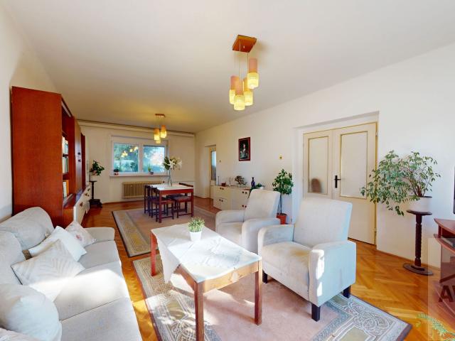 Atraktívny 5-izbový rodinný dom s garážou, terasami a pozemkom 806 m² - Kodályová ulica, Dunajská Streda