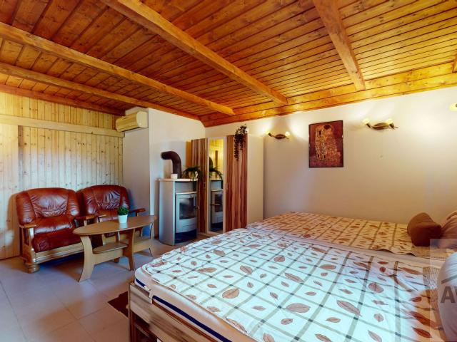 NOVINKA – Útulná rekreačná chata s veľkou terasou v Rusovciach