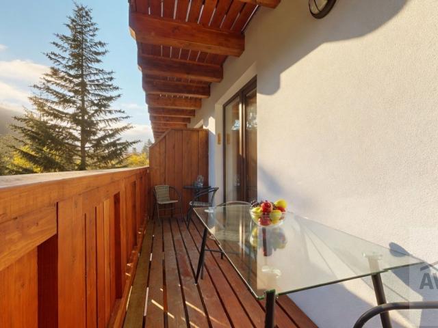 PREDAJ - Trojizbový apartmán v stredisku Trangoška s parkovacím miestom, balkónom a skrinkou v lyžiarni