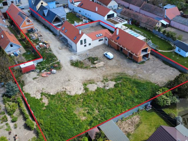 Exkluzívna 5-izbová vila v uzavretom rezorte Villa Condominium pri Rusovskom kaštieli | 153,5 m² | Pozemok 649 m² | 660 000 €