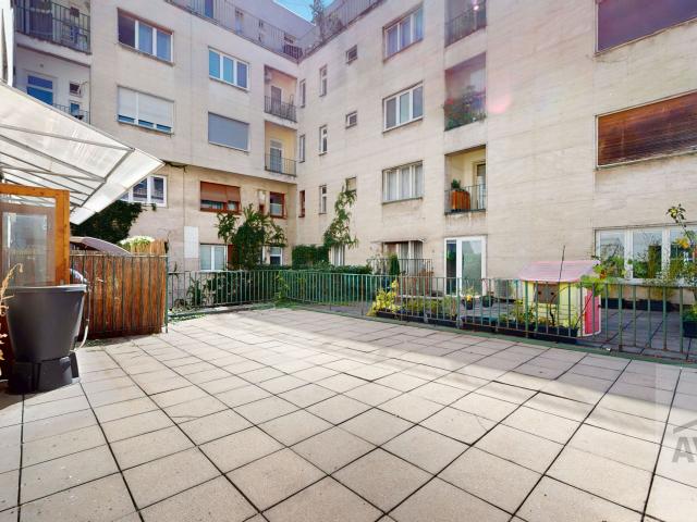 AVE estate | Neobyčajný štvorizbový byt s vysokými stropmi