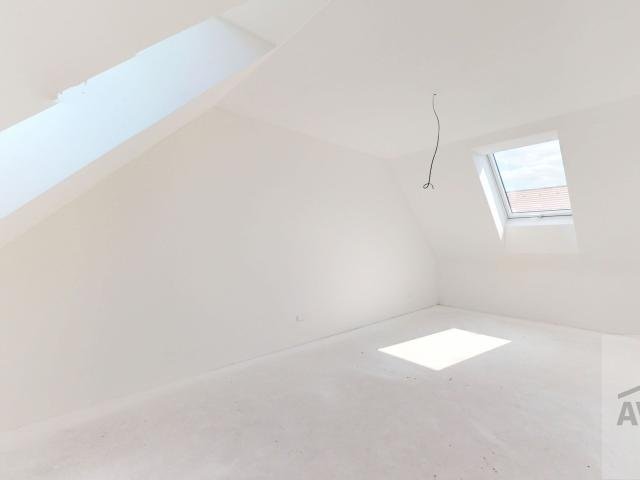 AVE estate | Priestranný 5-izbový rodinný dom s dvojgarážou | 210 m²