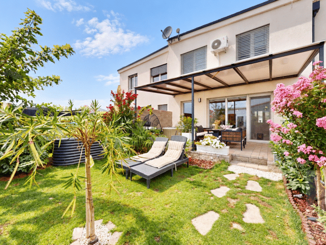 Kompletne zariadený 4-izbový rodinný dom | 130 m² | terasa + 2 parkovacie miesta | Šamorín – Mliečno