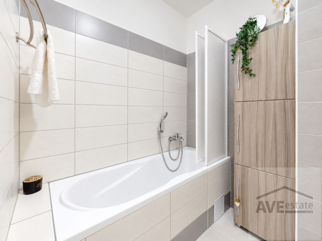 AVE estate | Praktický byt s dvomi izbami, samostatnou kuchyňou a záhradkou