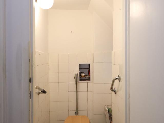 NOVÁ CENA | 4-izbový byt s charakterom a 50 m² terasou v historickom centre Bratislavy